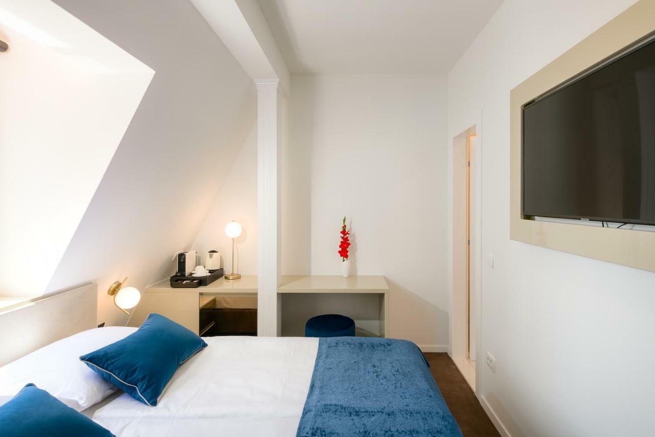 Flos Luxury Rooms Split Exterior foto