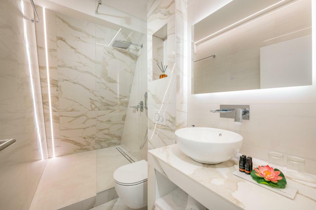 Flos Luxury Rooms Split Exterior foto